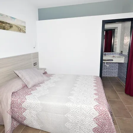Casa de hóspedes Maria Jose 3*